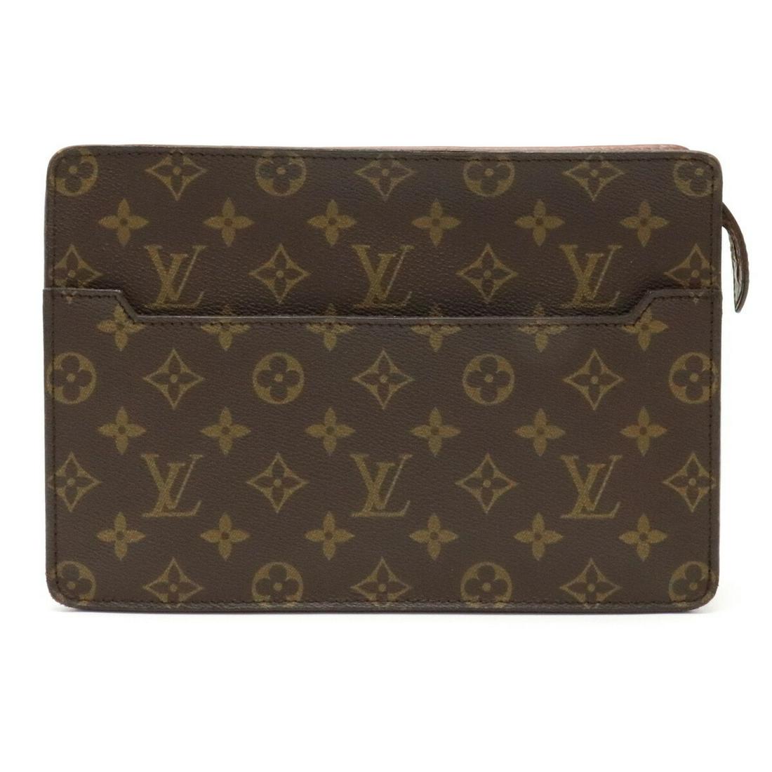LOUIS VUITTON Monogram Pochette Homme Second Bag Clutch Handbag M51795: LOUIS VUITTON Monogram Pochette Homme Second Bag Clutch Handbag M51795 Brand: Louis Vuitton Type: Clutch bag Material: Monogram Monogram: Color: Monogram Outer Pocket: Open pocket1 Open pocket: 1 Size