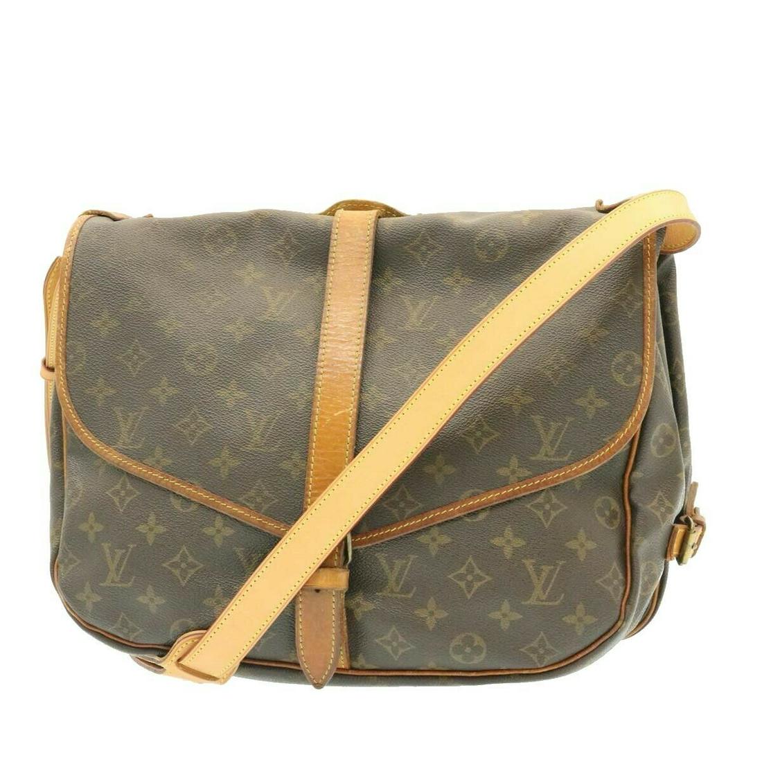LOUIS VUITTON Monogram Saumur 35 Shoulder Bag M42254 LV: LOUIS VUITTON Monogram Saumur 35 Shoulder Bag M42254 LV Brand: LOUIS VUITTON Style: Shoulder Bag Exterior Material: Monogram Canvas Exterior Color: Monogram Bag Height: 11.8inch(Approx) / 30cm(Approx)
