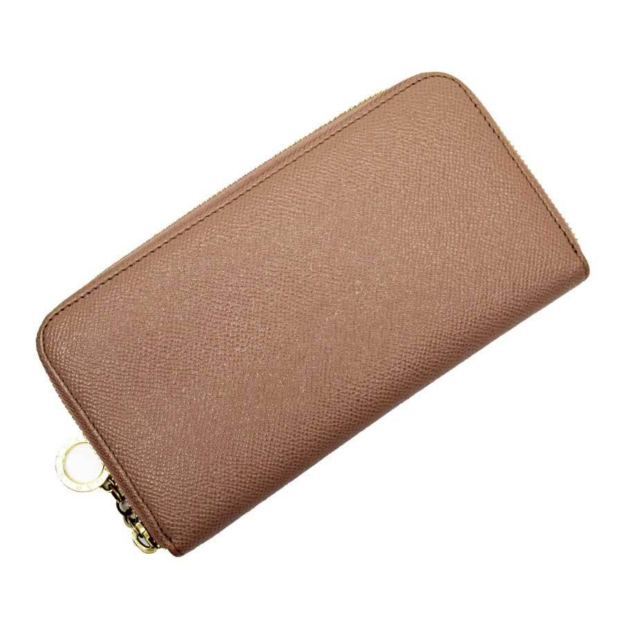 Bulgari BVLGARI Round Fastener Long Wallet Pink Gold Leather: Bulgari BVLGARI Round Fastener Long Wallet Pink Gold Leather Brand: Bvlgari Line: Bvlgari Bvlgari Type: Long wallet (bi-fold) Material: Leather Leather: Color: Gold Pink Closure: Zipper Size (HxWxD):