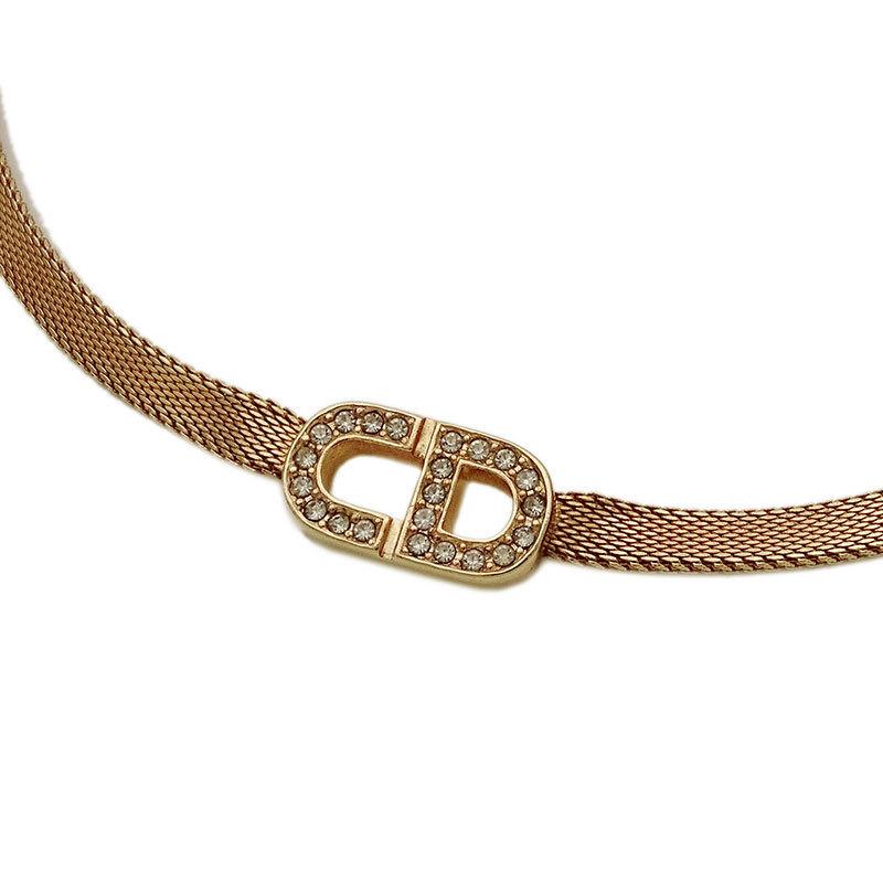 Christian Dior Choker Gold Transparent Stone Ladies: Christian Dior Choker Gold Transparent Stone Ladies Brand: Christian Dior Necklace Type: Choker Gender: Women Color: Gold Pendant Size: 9.3mm x 17mm / 0.36 x 0.66 Overall Scratches: Noticeable Overall