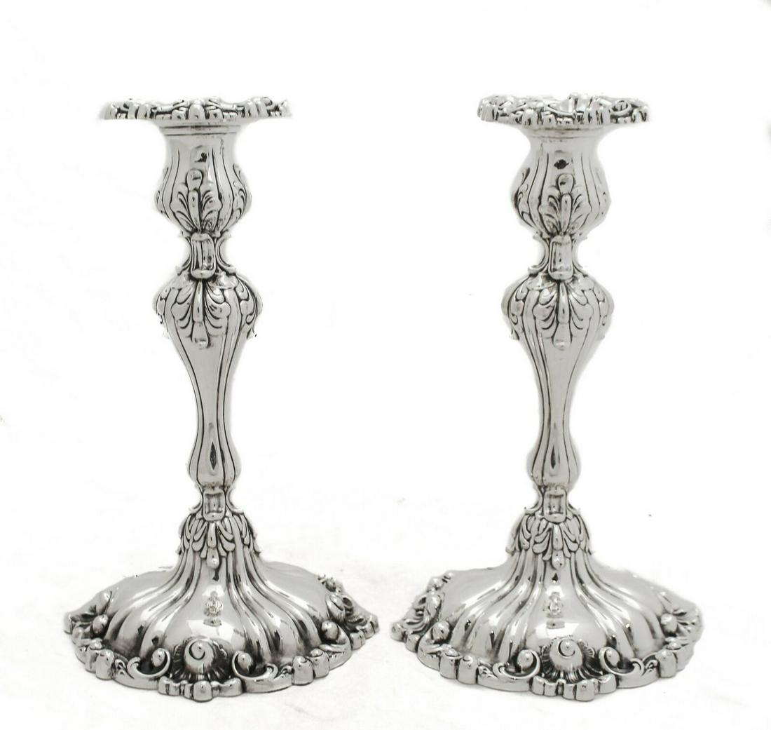 ANTIQUE BLACK STARR & FROST 925 STERLING SILVER HANDMADE ORNATE: ANTIQUE BLACK STARR & FROST 925 STERLING SILVER HANDMADE ORNATE Composition: Sterling Silver Maker: Made in America Antique Black Starr & Frost 925 Sterling Silver Candlesticks. Featuring handmade orn