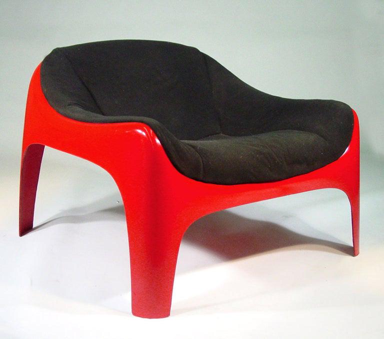 Rare Sergio Mazza Lounge Chair for Artemide: Rare Sergio Mazza Lounge Chair for Artemide Creator: Sergio Mazza (Designer) Dimensions: Height: 26 in. (66.04 cm) Dimensions: Width: 32 in. (81.28 cm) Dimensions: Depth: 36 in. (91.44 cm) Dimensions: