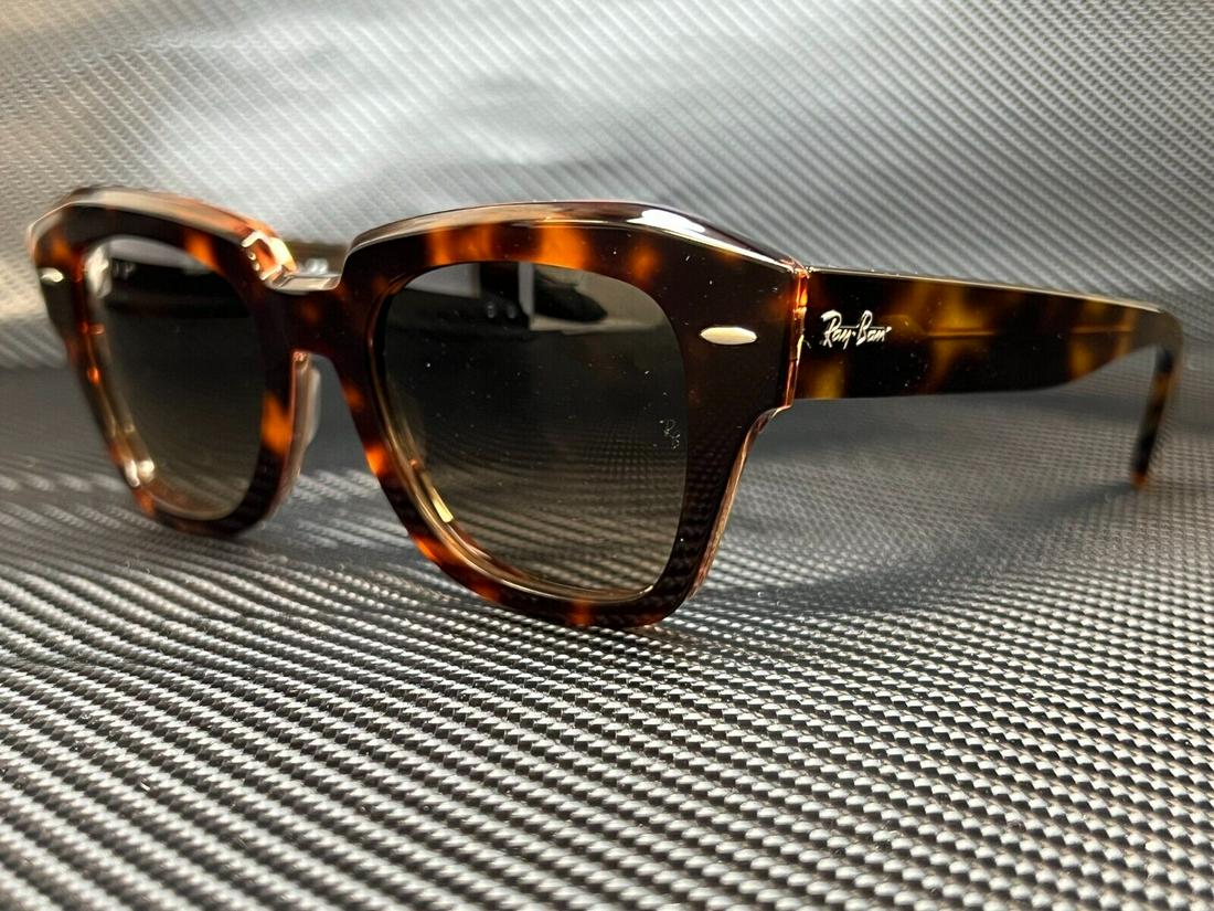 RAY BAN RB2186 1324BG Havana Square 49 mm Unisex Sunglasses: RAY BAN RB2186 1324BG Havana Square 49 mm Unisex Sunglasses Style: Square Type: Sunglasses Brand: Ray Ban Frame Color: Beige New The BIDHAUS Guarantee: All items in this auction are guaranteed authent