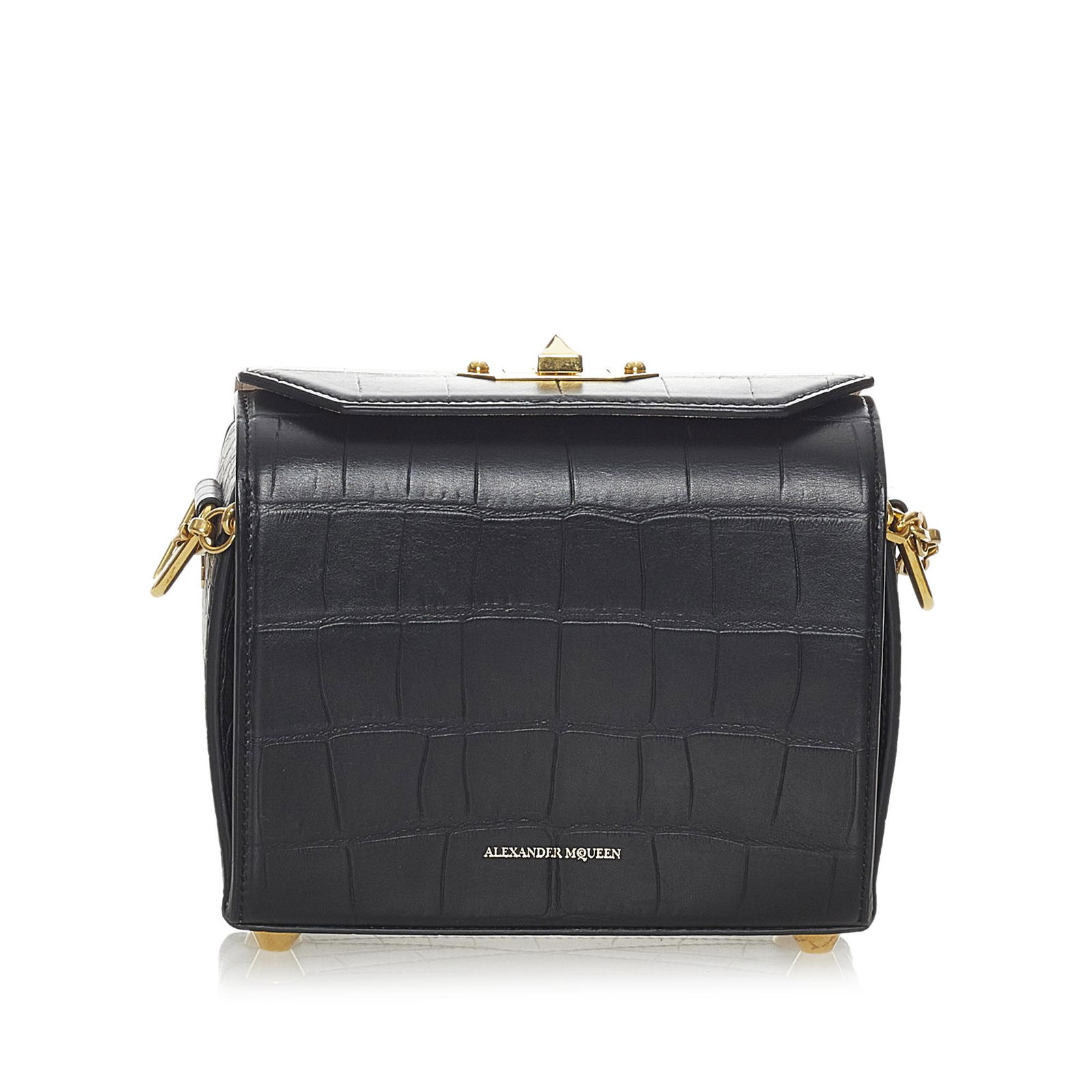 Alexander McQueen Box 19 Embossed Leather Crossbody Bag: Alexander McQueen Box 19 Embossed Leather Crossbody Bag The Box 19 features an embossed leather body an adjustable flat shoulder strap a detachable gold-tone chain strap a top flap with a turn lock cl
