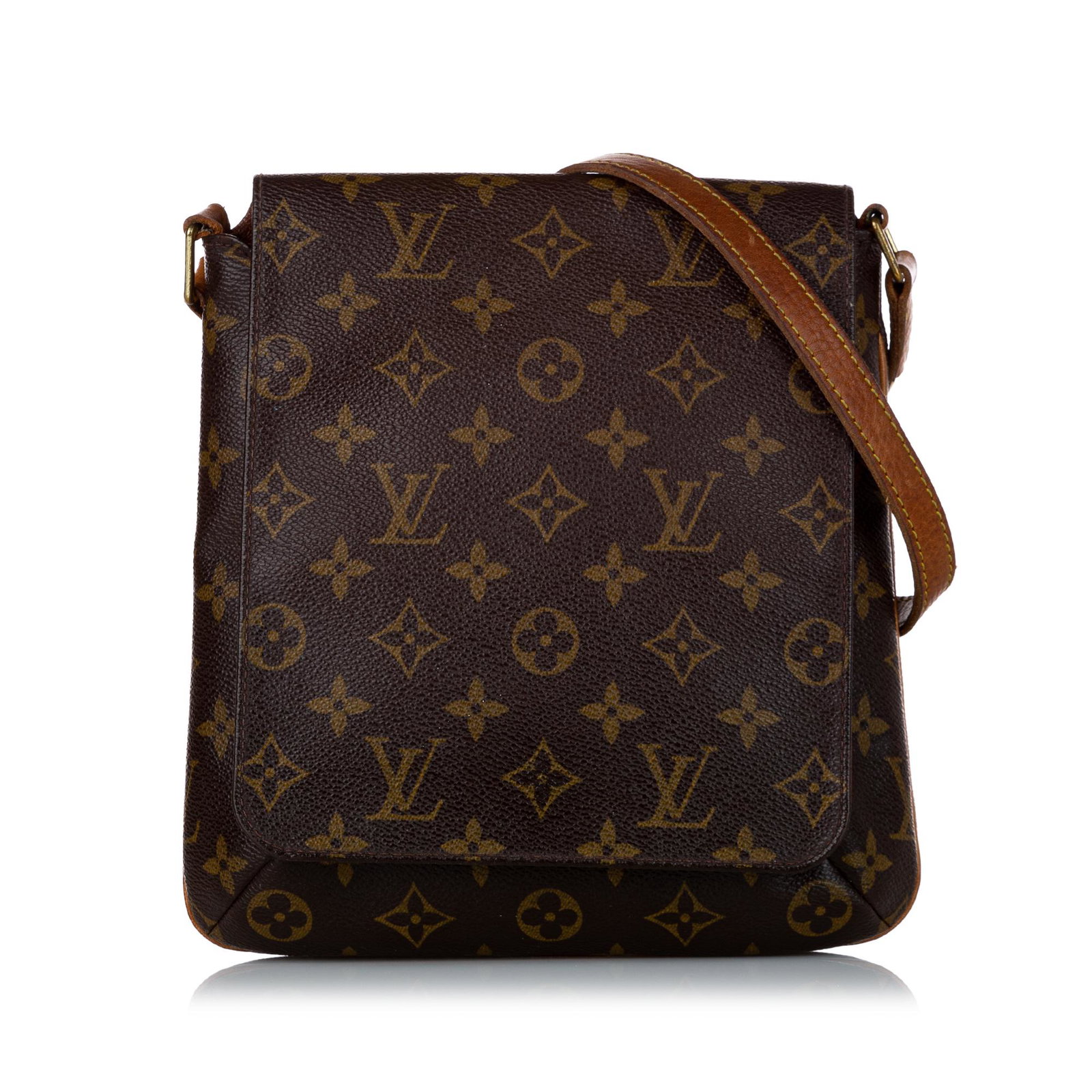 Louis Vuitton Monogram Musette Salsa Short Strap: Louis Vuitton Monogram Musette Salsa Short Strap The Musette Salsa features a monogram canvas body an adjustable shoulder strap with buckle details a front flap with a magnetic closure and an interior