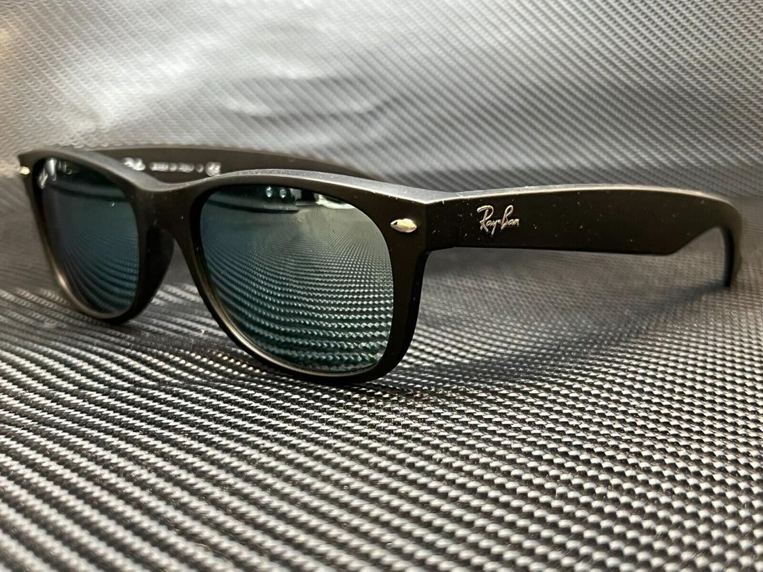 RAY BAN RB2132 622 30 Rubber Black Square Unisex 52 mm Sunglasses: RAY BAN RB2132 622 30 Rubber Black Square Unisex 52 mm Sunglasses Style: Square Type: Sunglasses Brand: Ray Ban Frame Color: Black New The BIDHAUS Guarantee: All items in this auction are guaranteed t