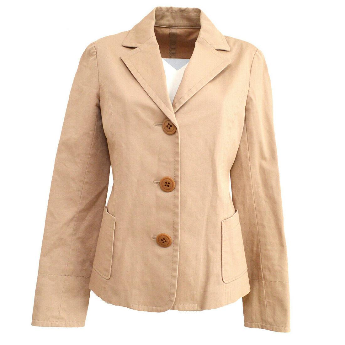 BURBERRY Single Breasted Long Sleeve Coat Jacket Beige #38: BURBERRY Single Breasted Long Sleeve Coat Jacket Beige #38 Size: #38 Accents: Buttons Style: Jacket Outer Shell Material: 95% Cotton 5% Polyurethane Product Line: Jacket Type: Jacket Color: Beige Clos