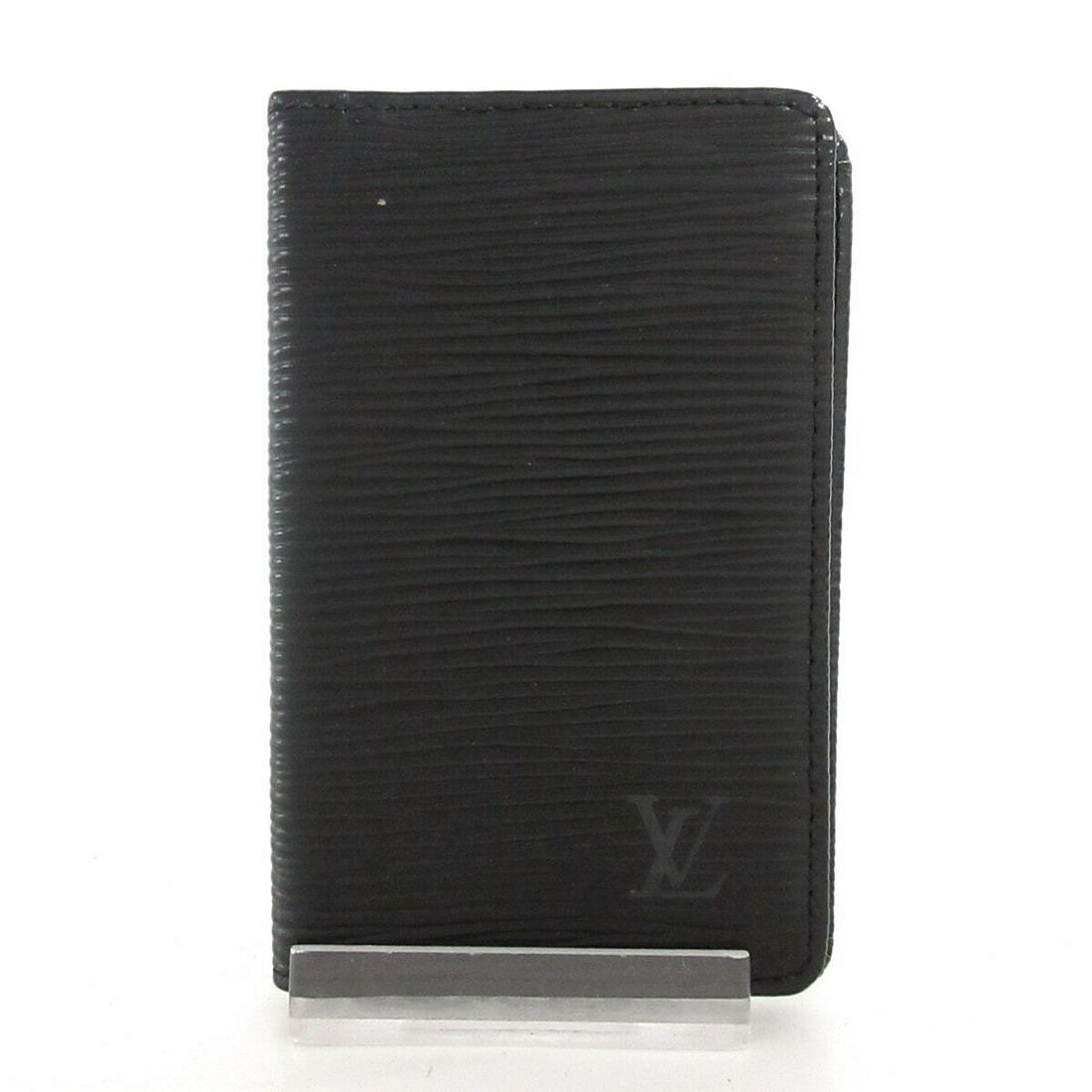 LOUIS VUITTON Pochette Cartes Visite M56572 Noir Epi CA1021 Card Case: LOUIS VUITTON Pochette Cartes Visite M56572 Noir Epi CA1021 Card Case Brand: LOUIS VUITTON Style: Card Case Color: Noir Material: Leather (LV logo engraved) Model Number: M56572 Product Name: Pochette