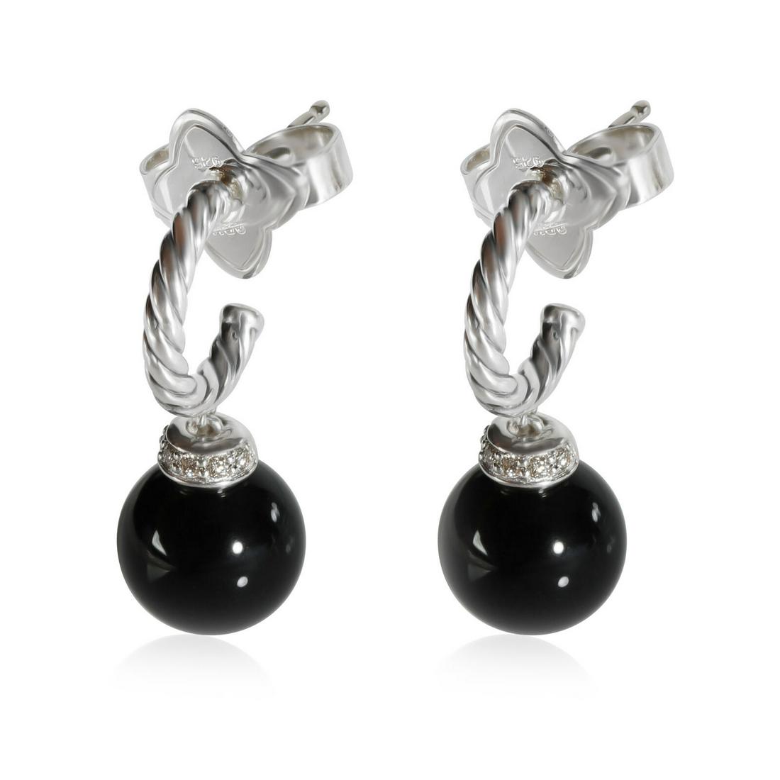 David Yurman Solari Onyx Diamond Earrings in Sterling Silver 0.05CTW: David Yurman Solari Onyx Diamond Earrings in Sterling Silver 0.05CTW Side Stone Shape: Round Side Stone Type: Diamond Side Stone Weight (Cts): 0.05 Main Stone: Onyx Side Stone Color: G-H Side Stone Qu
