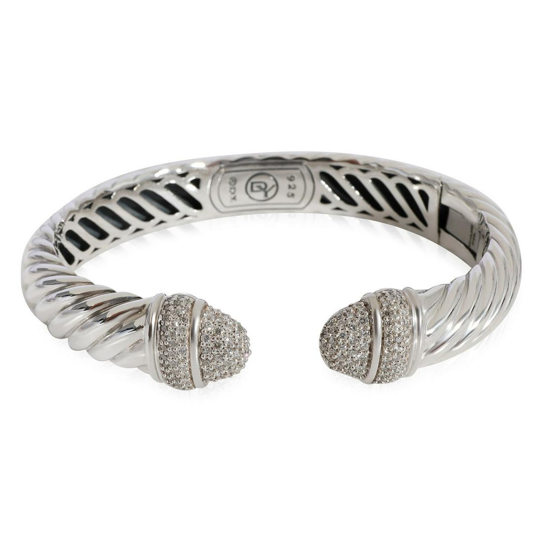 David Yurman Waverly Diamond Bracelet in 925 Sterling Silver 1.15 CTW-: David Yurman Waverly Diamond Bracelet in 925 Sterling Silver 1.15 CTW- Side Stone Shape: Round Brilliant Item Length: 6.5 in Side Stone Type: Diamond Side Stone Weight (Cts): 1.15 Side Stone Color: GH