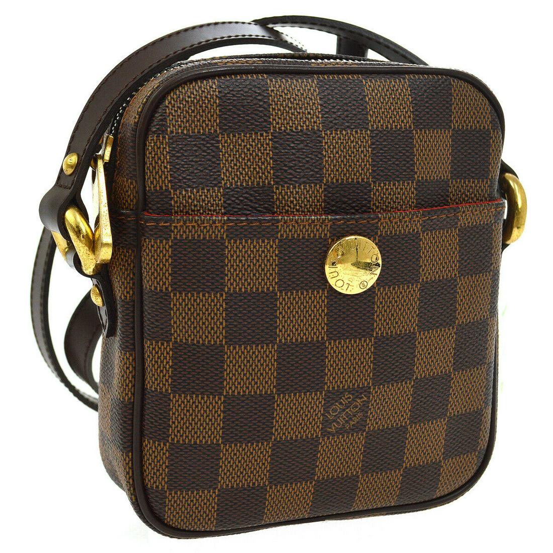 LOUIS VUITTON RIFT CROSS BODY SHOULDER BAG PURSE DAMIER N60009 SR0016: LOUIS VUITTON RIFT CROSS BODY SHOULDER BAG PURSE DAMIER N60009 SR0016 Size: Small Accents: Logo Model: Damier Strap Drop: 18.9 - 21.3 Style: Crossbody Bag Height: 6.3 Intended Use: Everyday Product Li