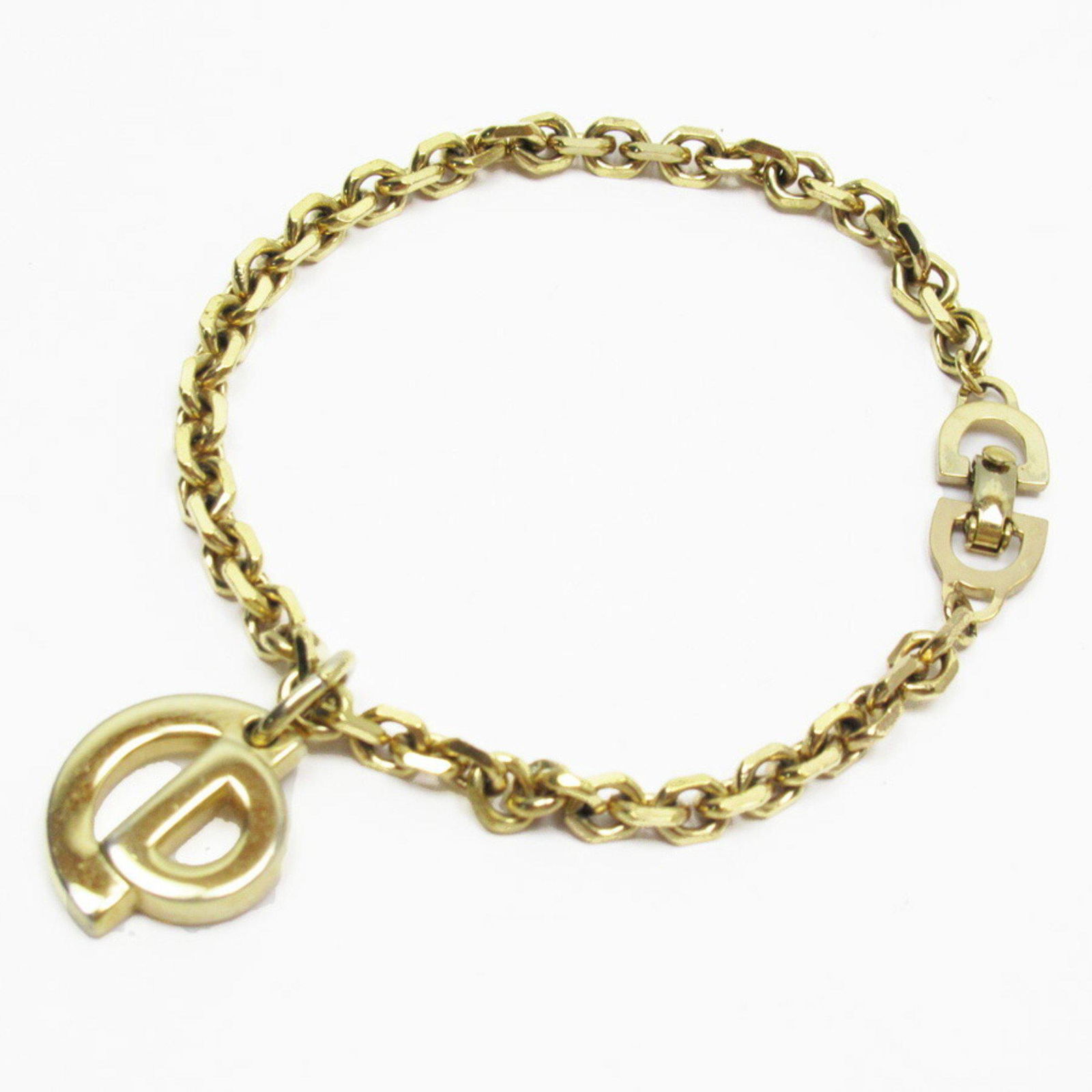 Christian Dior Bracelet Gold: Christian Dior Bracelet Gold Brand: Christian Dior Type: Charm bracelet Style: Casual Color: Gold Total Length: 18.5cm / 7.28 Condition: Used (good) Overall: Coating peeling off The BIDHAUS Guarantee: