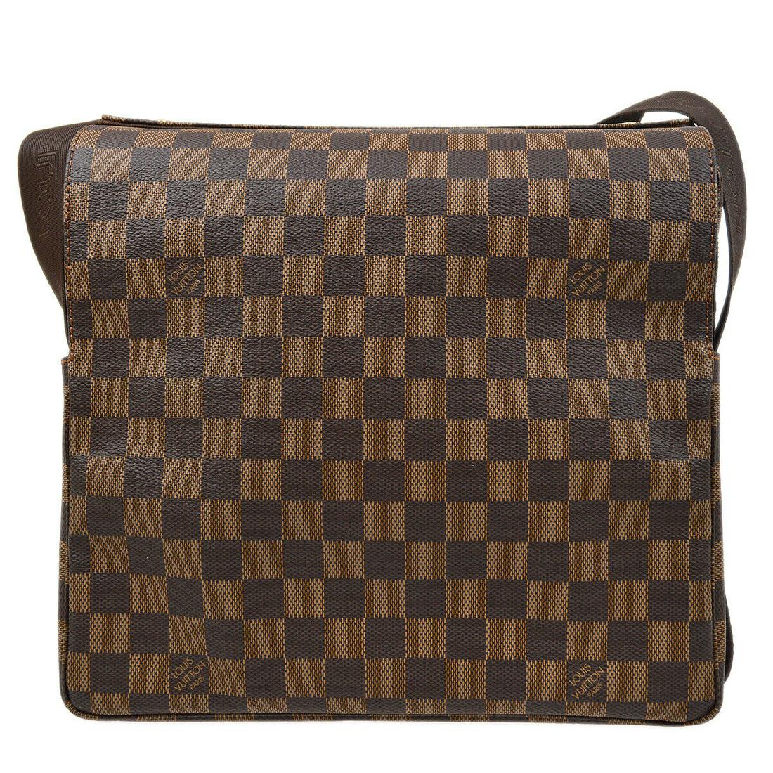 LOUIS VUITTON NAVIGLIO CROSS BODY SHOULDER BAG SR4058 PURSE DAMIER N45255: LOUIS VUITTON NAVIGLIO CROSS BODY SHOULDER BAG SR4058 PURSE DAMIER N45255 Size: Medium Accents: Logo Model: LOUIS VUITTON NAVIGLIO Style: Crossbody Handle Style: Crossbody Strap Bag Height: 9.4 Produc