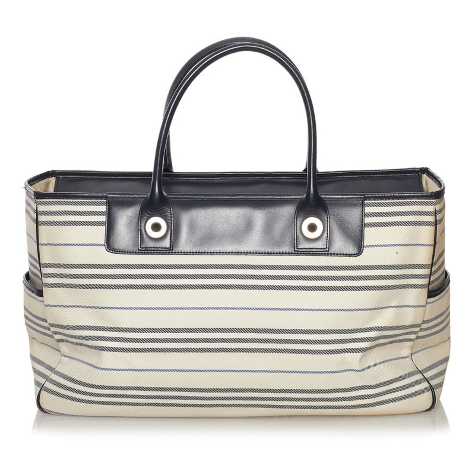 Burberry border shoulder bag tote ivory blue navy canvas leather ladies BURBERRY: Burberry border shoulder bag tote ivory blue navy canvas leather ladies BURBERRY Brand: Burberry Type: Shoulder bag Tote bag Material: Canvas Leather Canvas: Leather: Color: Blue Ivory Navy Closure: Z