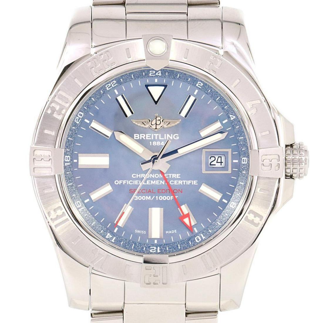 BREITLING Avenger 2 GMT Blue Mother of Pearl JAPAN LTD Automatic: BREITLING Avenger 2 GMT Blue Mother of Pearl JAPAN LTD Automatic Brand: BREITLING Color: Blue Shell - - Size: Case diameter 43mm Max Arm size: 16.5cm Accessories: With genuine box Additionalinfo: Auto