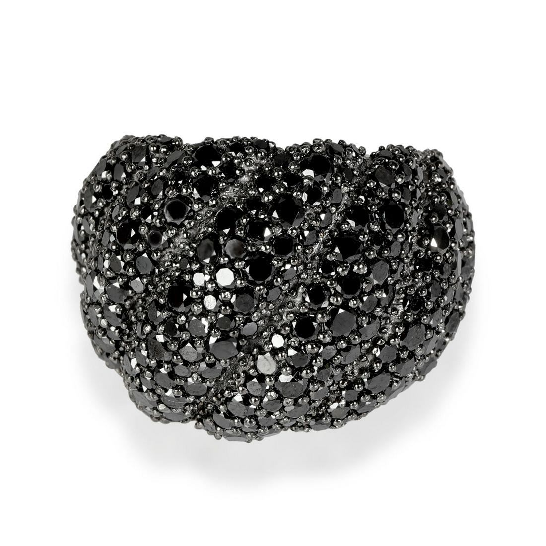 David Yurman Hampton Black Diamond Cable Ring in Sterling Silver 3.25 CTW: David Yurman Hampton Black Diamond Cable Ring in Sterling Silver 3.25 CTW Side Stone Shape: Round Side Stone Type: Diamond Side Stone Weight (Cts): 3.25 Side Stone Color: Black Metal Purity: 925 Origi