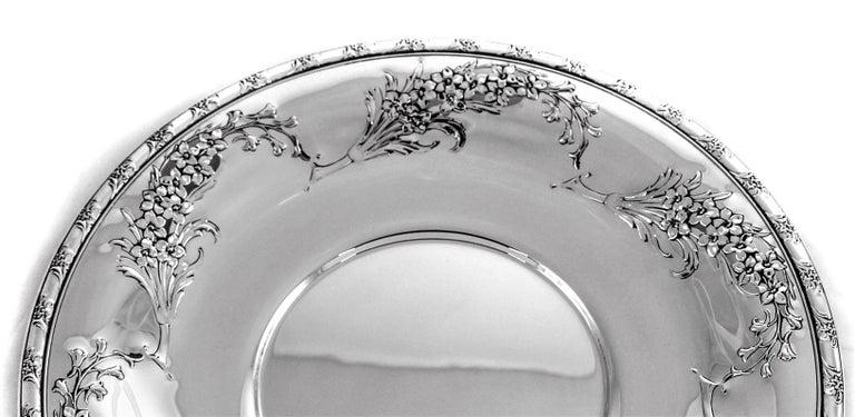 Sterling Plate circa 1939: Sterling Plate circa 1939 Creator: Wallace Silversmiths (Manufacturer) Dimensions: Height: 1 in. (2.54 cm) Dimensions: Diameter: 10 in. (25.4 cm) Materials and Techniques: Sterling Silver Place of Ori