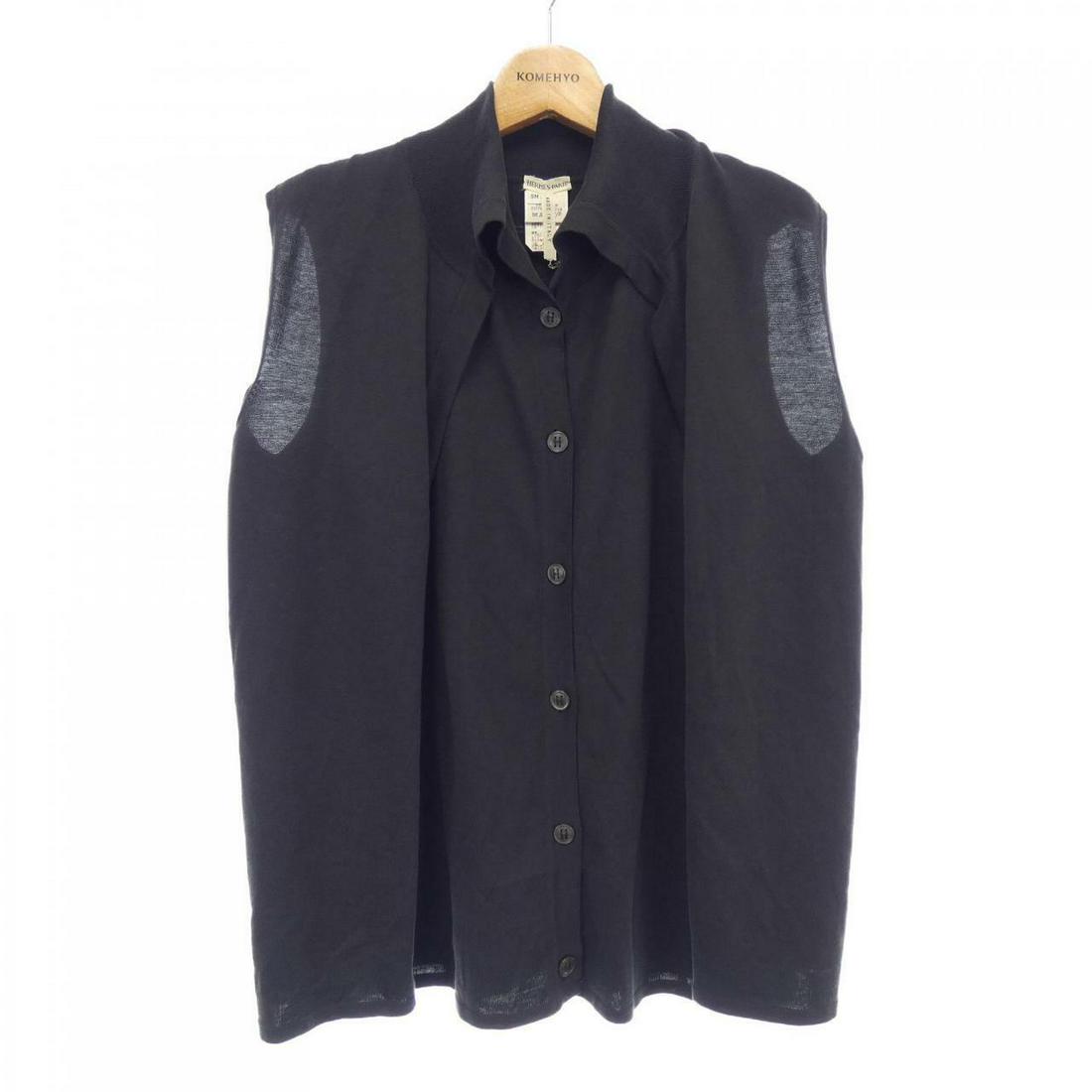 VINTAGE HERMES Tops: VINTAGE HERMES Tops Brand: HERMES Style: TOPS Color: Gray A feeling of sheerness. "Gender: Ladies " Size: SM Size Type: Regular Actualsize: Backbody Length:59.5cm Body width:42.5cm Type: TOPS B: Reaso