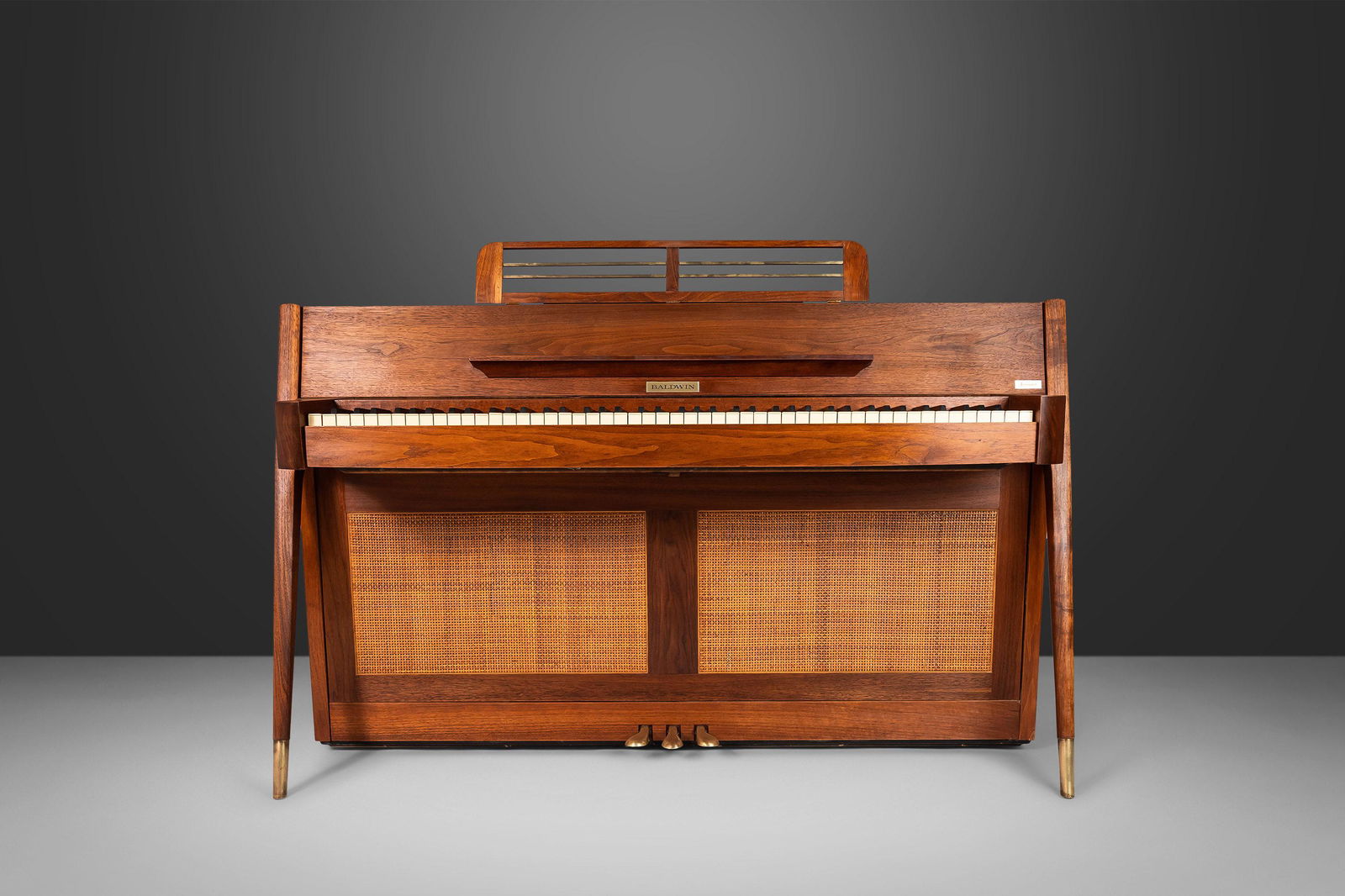 Mid Century Modern Baldwin Acrosonic Piano In Walnut And