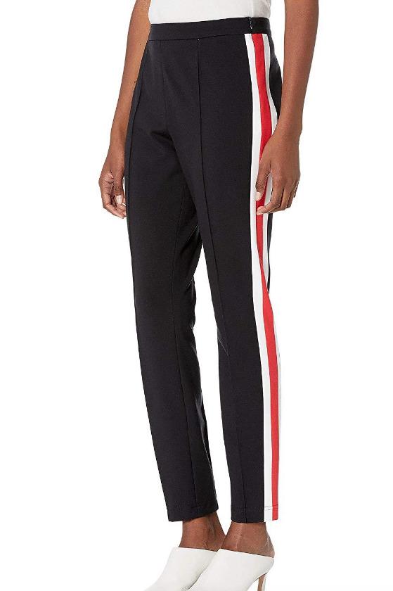 ESCADA Women's Striped Navy Terilla Track Pants L22406 Size 40: ESCADA Women's Striped Navy Terilla Track Pants L22406 Size 40 Brand: ESCADA Fit: Slim Size Type: Regular Type: Pants Leg Style: Straight Closure: Zip Occasion: Casual Size: 40 Color: Blue Style: Crop