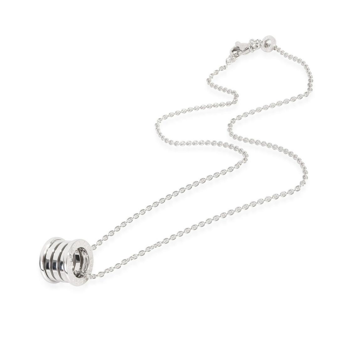 Bvlgari B.Zero1 Pendant in 18k White Gold: Bvlgari B.Zero1 Pendant in 18k White Gold Item Length: 16 in Metal Purity: 18k Original Box?: No Original Papers?: No Gross Weight (Grams): 12.33 Product Line: B.Zero1 Type: Pendant Style: Pendant Met