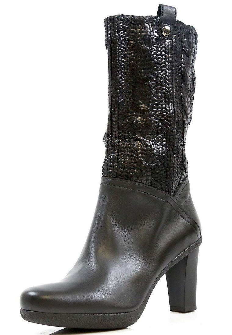 Stuart Weitzman Purely Black Leather Boots N4542 Woman's Size 9 B: Stuart Weitzman Purely Black Leather Boots N4542 Woman's Size 9 B Model: Stuart Weitzman N4542 Brand: Stuart Weitzman Type: Boot Character: Boots Us Shoe Size: 9 Heel Style: Cuban Color: Black Style: