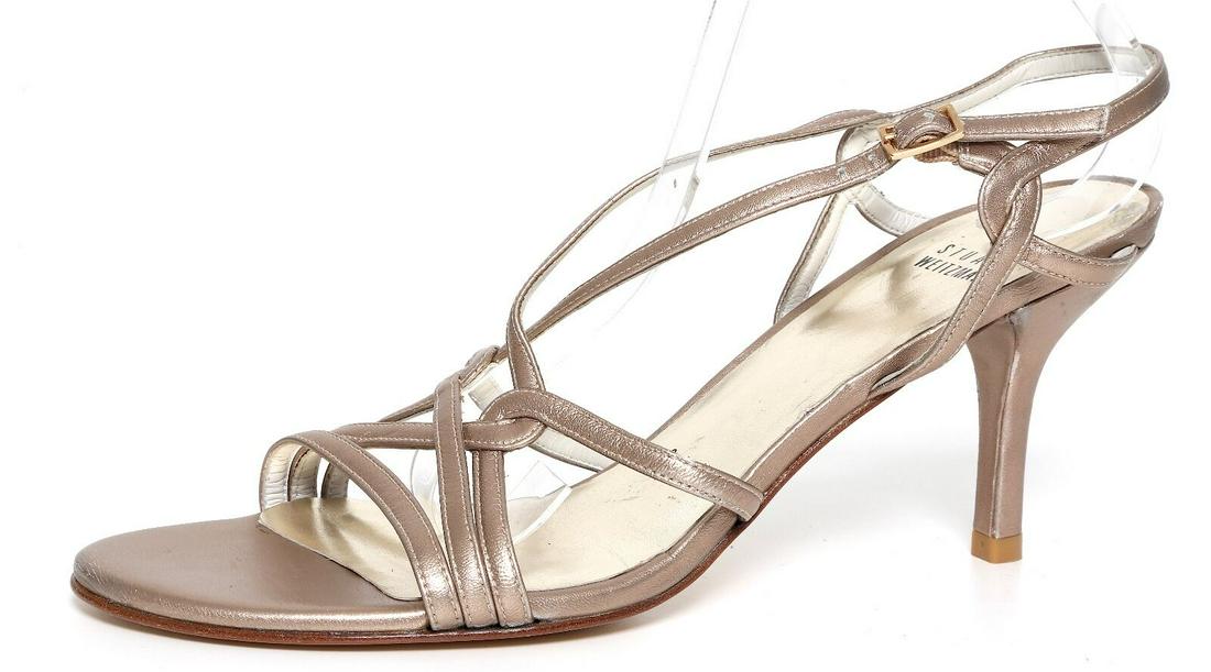 Stuart Weitzman Reversal Strappy Sandal Leather Metallic Beige N4102* Size 9.5: Stuart Weitzman Reversal Strappy Sandal Leather Metallic Beige N4102* Size 9.5 Brand: Stuart Weitzman Type: Sandal Closure: Buckle Us Shoe Size: 9.5 Color: Beige Metallic Theme: Metal Style: Sandals W