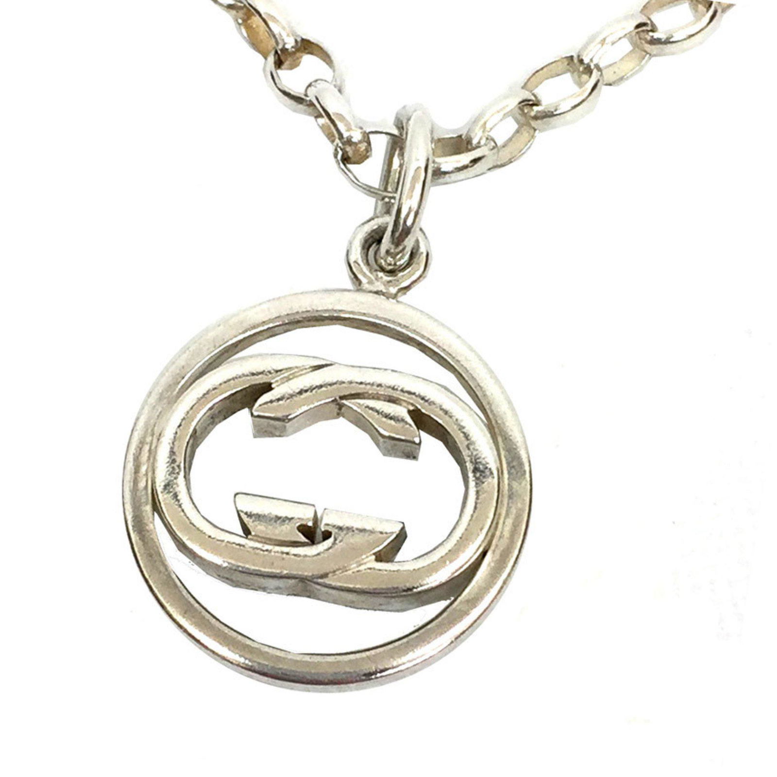 Gucci Necklace Men's Silver Interlocking G GG Logo SV925 Women's Accessories: Gucci Necklace Men's Silver Interlocking G GG Logo SV925 Women's Accessories Brand: Gucci Necklace Type: Pendant necklace Gender: Men Women Unisex Material: Silver 925 Color: Silver Neck Circumference