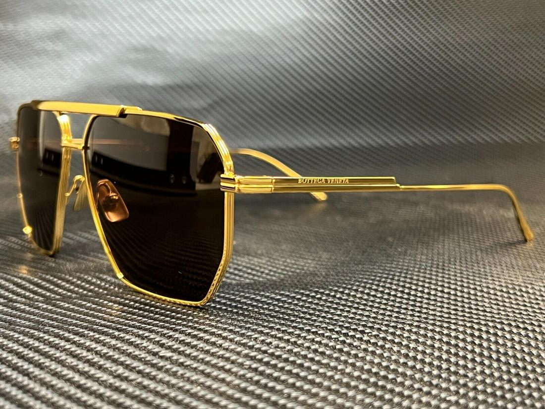 BOTTEGA VENETA BV1012S 003 Gold Square Rectangle Men's 60 mm Sunglasses: BOTTEGA VENETA BV1012S 003 Gold Square Rectangle Men's 60 mm Sunglasses Lens Technology: Gradient Anti-Reflective Vintage: No Brand: Bottega Veneta Frame Color: Gold Uv Protection: UV400 Type: Sunglas