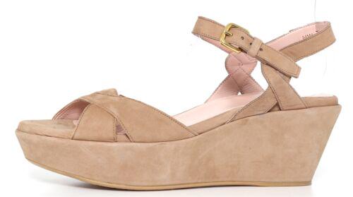 Stuart Weitzman Women's Beige Leather Wedge Sandals N6865* Size 7 M: Stuart Weitzman Women's Beige Leather Wedge Sandals N6865* Size 7 M Brand: Stuart Weitzman Type: Sandal Us Shoe Size: 7 M Heel Style: Wedge Color: Beige Model: Stuart Weitzman 4657 Style: Wedge Sandal