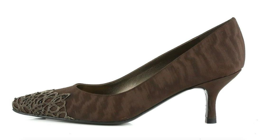 Stuart Weitzman Midnitelace Brown Kitten Heel Pumps N2100 Size 6 M: Stuart Weitzman Midnitelace Brown Kitten Heel Pumps N2100 Size 6 M Style: Pumps Classics Heel Style: Slim Heel Height: Low (3/4 in. to 1 1/2 in.) Type: Heel Upper Material: Synthetic Color: Brown Bran