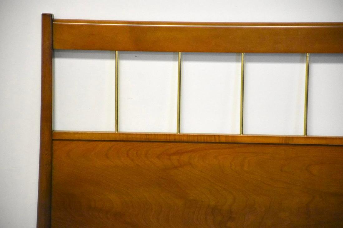 Paul McCobb Planner Group Full Headboard: Paul McCobb Planner Group Full Headboard A mid century modern solid maple full size headboard with brass vertical slats designed by Paul McCobb Planner Group for Winchendon Furniture. 53" wide. 38" ta