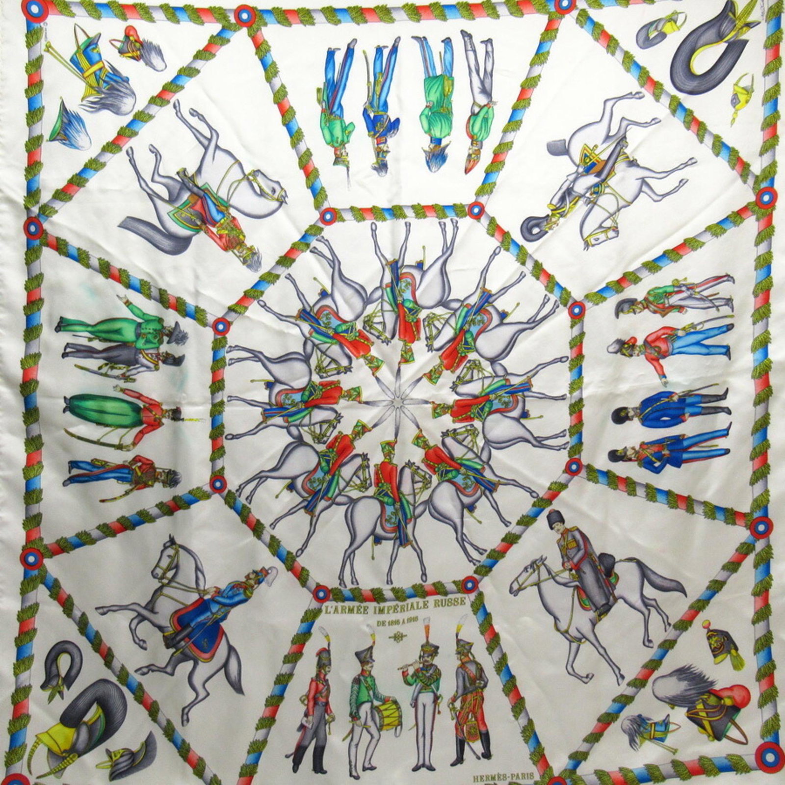 Hermes HERMES Scarf Carre 90 L' ARMEE IMPERIALE RUSSE Russian Military Museum White Multicolor Silk: Hermes HERMES Scarf Carre 90 L' ARMEE IMPERIALE RUSSE Russian Military Museum White Multicolor Silk Brand: Hermes Type: Scarf Color: Multi-color White Material: Silk100% Silk: 100% Size (LxW): 89cm x 