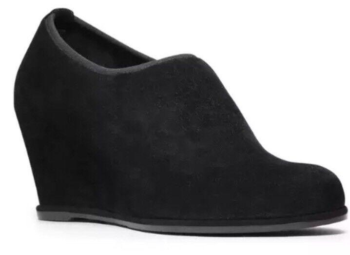 Stuart Weitzman Women's Black Fullstretch Suede Wedge Pumps N4546 Size 9.5 M: Stuart Weitzman Women's Black Fullstretch Suede Wedge Pumps N4546 Size 9.5 M Brand: Stuart Weitzman Type: Heel Us Shoe Size: 9.5 Heel Style: Wedge Color: Black Heel Type: Wedge Style: Pump Shoe Width: