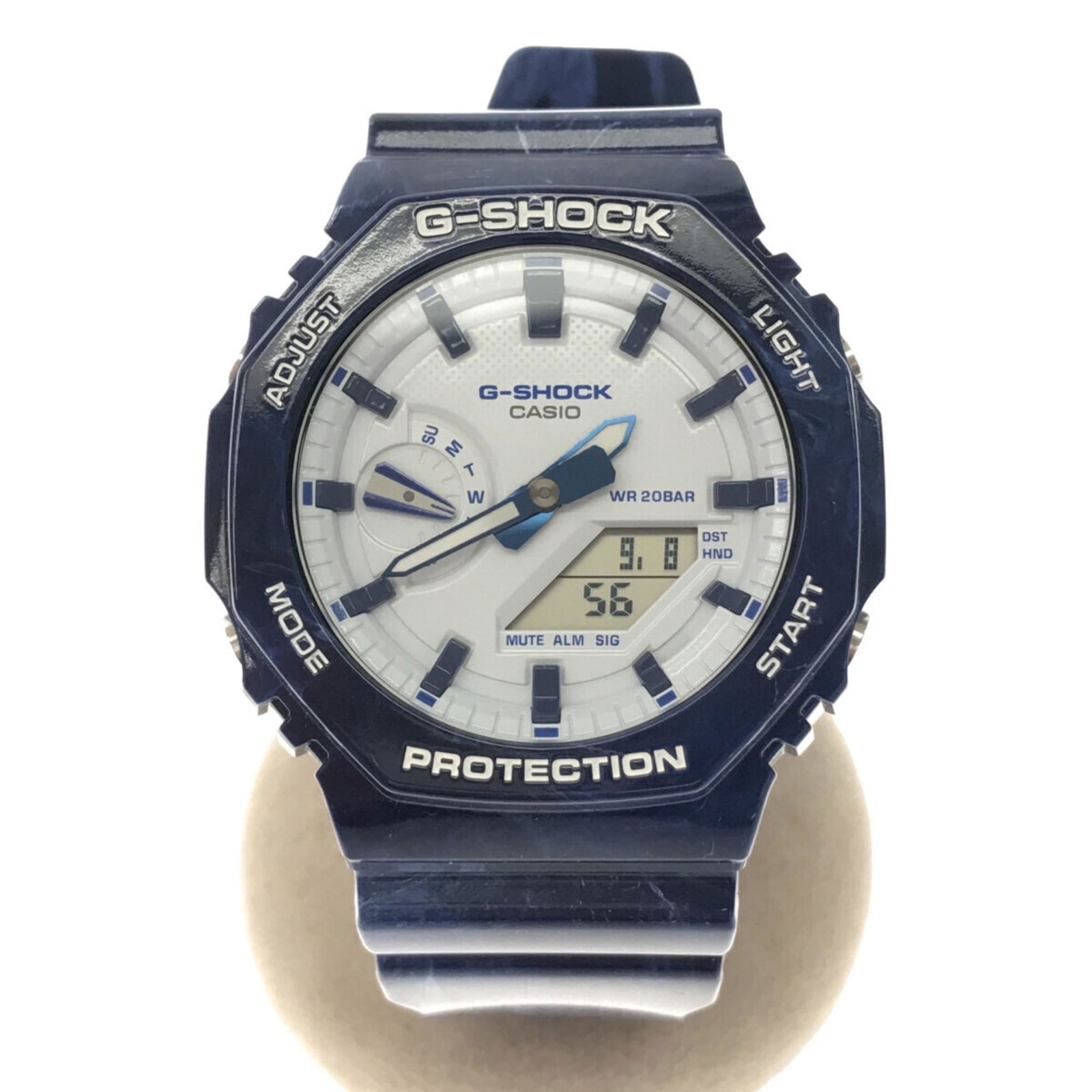 G-SHOCK CASIO Casio WEB Limited GA-2100BWP-2AJR Aohana Design Model Watch Analog Quartz Men's With: G-SHOCK CASIO Casio WEB Limited GA-2100BWP-2AJR Aohana Design Model Watch Analog Quartz Men's With Box Brand: Casio Line: G-Shock Type: Wristwatch Gender: Men Display: Analog Material (Case): Carbon C