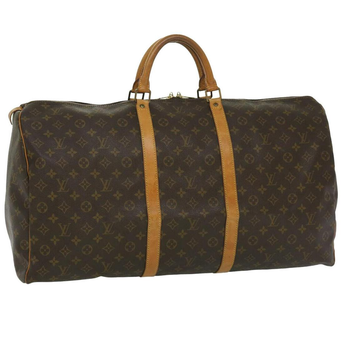 LOUIS VUITTON Monogram Keepall 60 Boston Bag M41422 LV: LOUIS VUITTON Monogram Keepall 60 Boston Bag M41422 LV Brand: LOUIS VUITTON Style: Boston Bag Material: Monogram Canvas Exterior Color: Monogram Bag Height: 11.8inch(Approx) / 30cm(Approx) Bag Depth: 