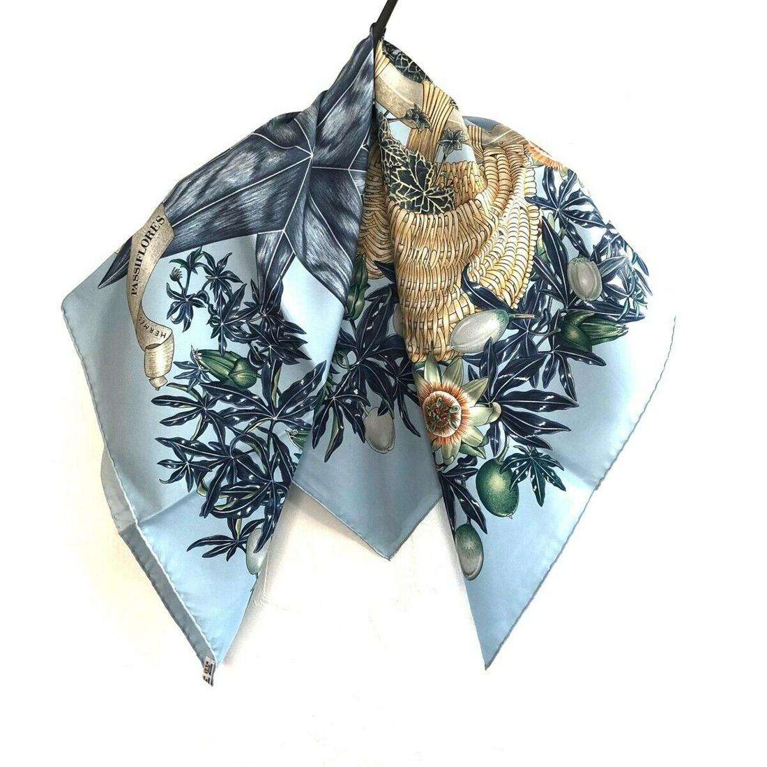 HERMES Carre 90 - Light Blue Green Multi Scarf: HERMES Carre 90 - Light Blue Green Multi Scarf Brand: HERMES Style: Scarf Color: Light Blue Green Multi Product Name: Carre 90 Accessories: None Type: Scarf C: Heavily Used The BIDHAUS Guarantee: All