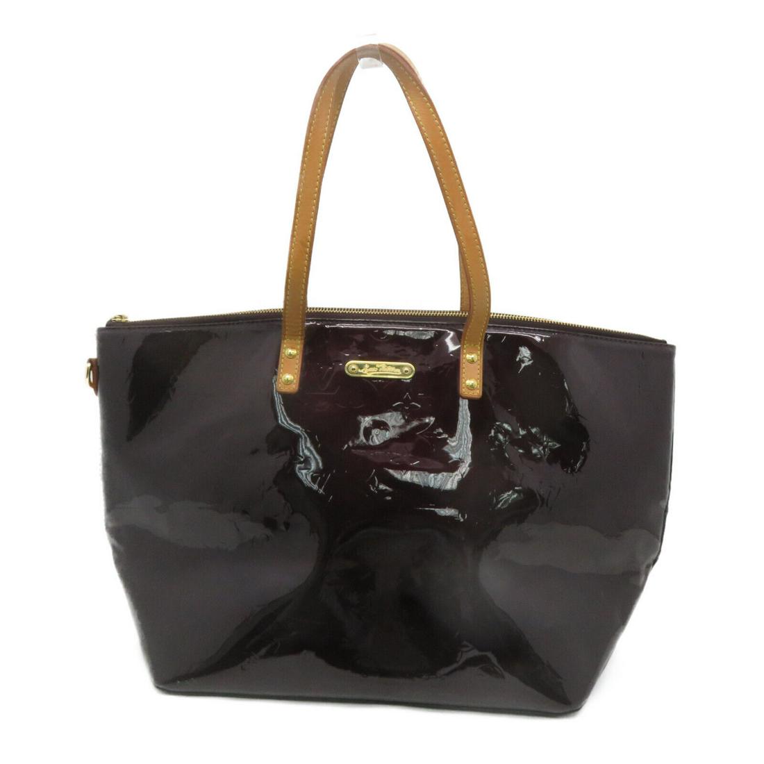 Louis Vuitton LV GHW Bellevue PM Handbag Shoulder Bag M93585 Vernis Burgundy: Louis Vuitton LV GHW Bellevue PM Handbag Shoulder Bag M93585 Vernis Burgundy Brand: LOUIS VUITTON Style: Handbag Exterior Material: Patent leather Exterior Color: Brown Bag Height: 10.2 Bag Depth: 7.1