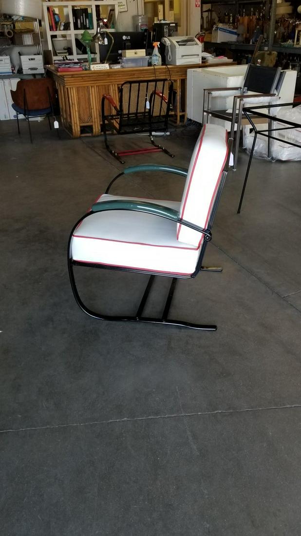 Wolfgang Hoffmann Custom Green and Black Springer Chair for Howell: Wolfgang Hoffmann Custom Green and Black Springer Chair for Howell Creator:: Wolfgang Hoffmann (Designer) Creator:: Howell (Maker) Dimensions:: Height: 30 in (76.2 cm) Dimensions:: Width: 24 in (60.96