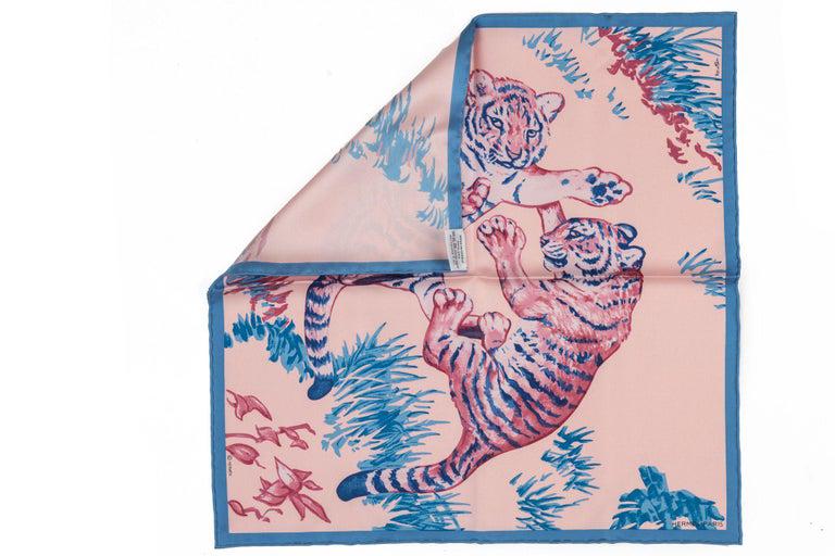 Hermes NIB Pink Celeste Tiger Cubs Scarf: Hermes NIB Pink Celeste Tiger Cubs Scarf Designer: Hermes Dimensions: Height: 17 in (43.18 cm) Dimensions: Length: 17 in (43.18 cm) Place of Origin: France Period: 21st Century Pre-Owned The BIDHAUS G