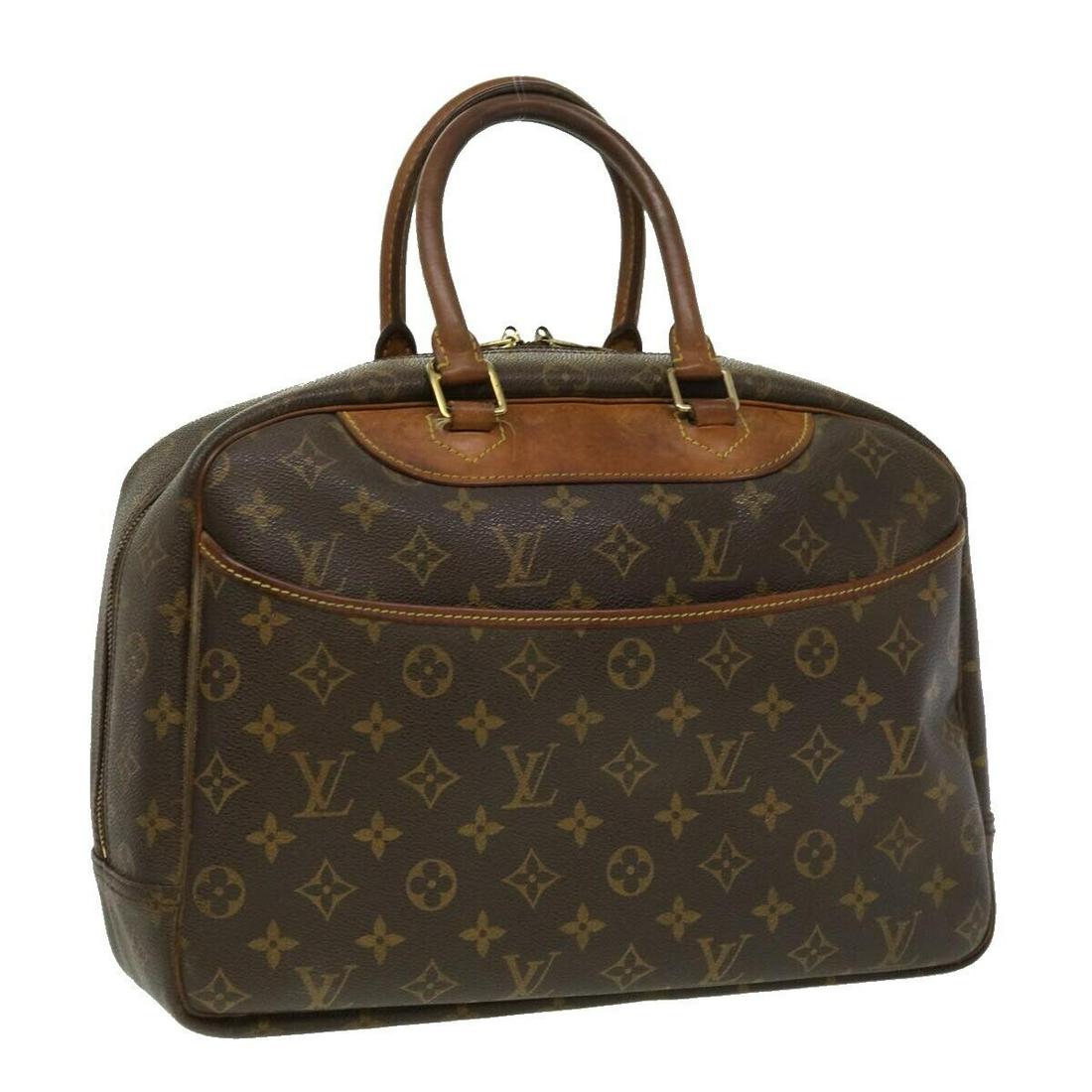 LOUIS VUITTON Monogram Deauville Hand Bag M47270 LV: LOUIS VUITTON Monogram Deauville Hand Bag M47270 LV Brand: LOUIS VUITTON Style: Hand Bag Material: Monogram Canvas Exterior Color: Monogram Bag Height: 10.6inch(Approx) / 27cm(Approx) Bag Depth: 5.1in
