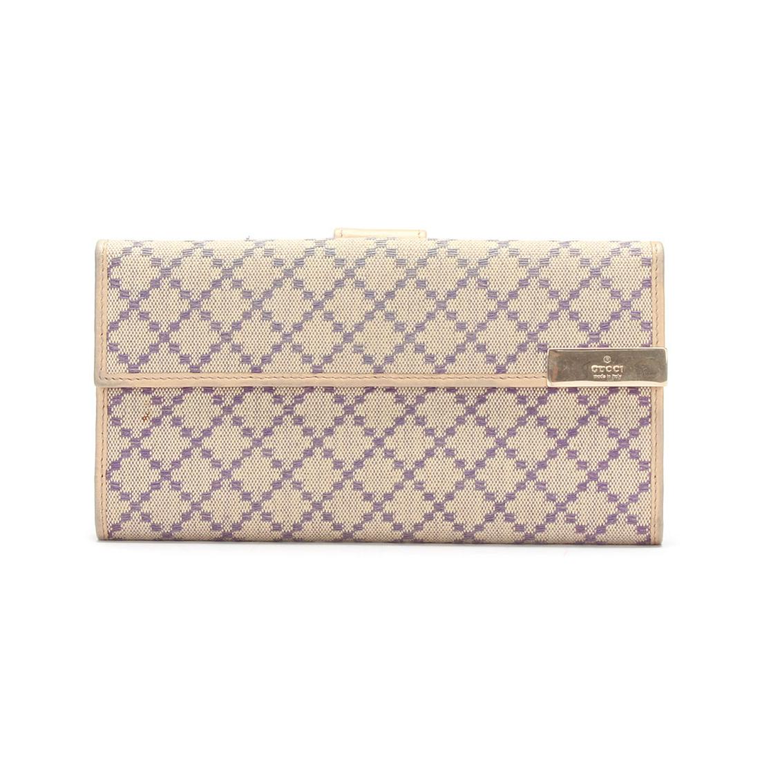 Diamante Canvas Continental Wallet: This Gucci Diamante Canvas Continental Wallet Accessories features a Purple Canvas body in size 10*18.*7*2 for f in AB condition.Brand: Gucci Model: 4276 Origin: Italy Category: Accessories Color: Pur