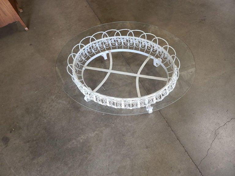 Maurizio Tempestini Designed Patio/Outdoor Ribbon Coffee Table for Salterini: Maurizio Tempestini Designed Patio/Outdoor Ribbon Coffee Table for Salterini Dimensions:: Height: 13 in (33.02 cm) Dimensions:: Width: 38 in (96.52 cm) Dimensions:: Depth: 31 in (78.74 cm) Materials a