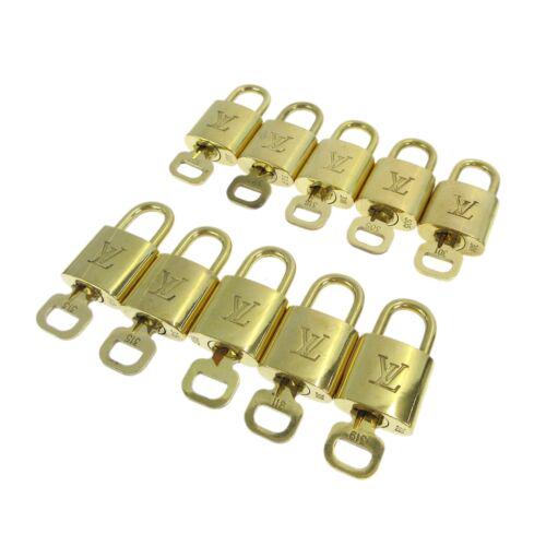 LOUIS VUITTON Padlock & Key Bag Accessories Charm 10 Piece Set Gold: LOUIS VUITTON Padlock & Key Bag Accessories Charm 10 Piece Set Gold Brand: Louis Vuitton Type: Padlock Color: Gold Theme: Metal Material: Gold-tone Character Family: Charmed Outside Condition: B: Reas