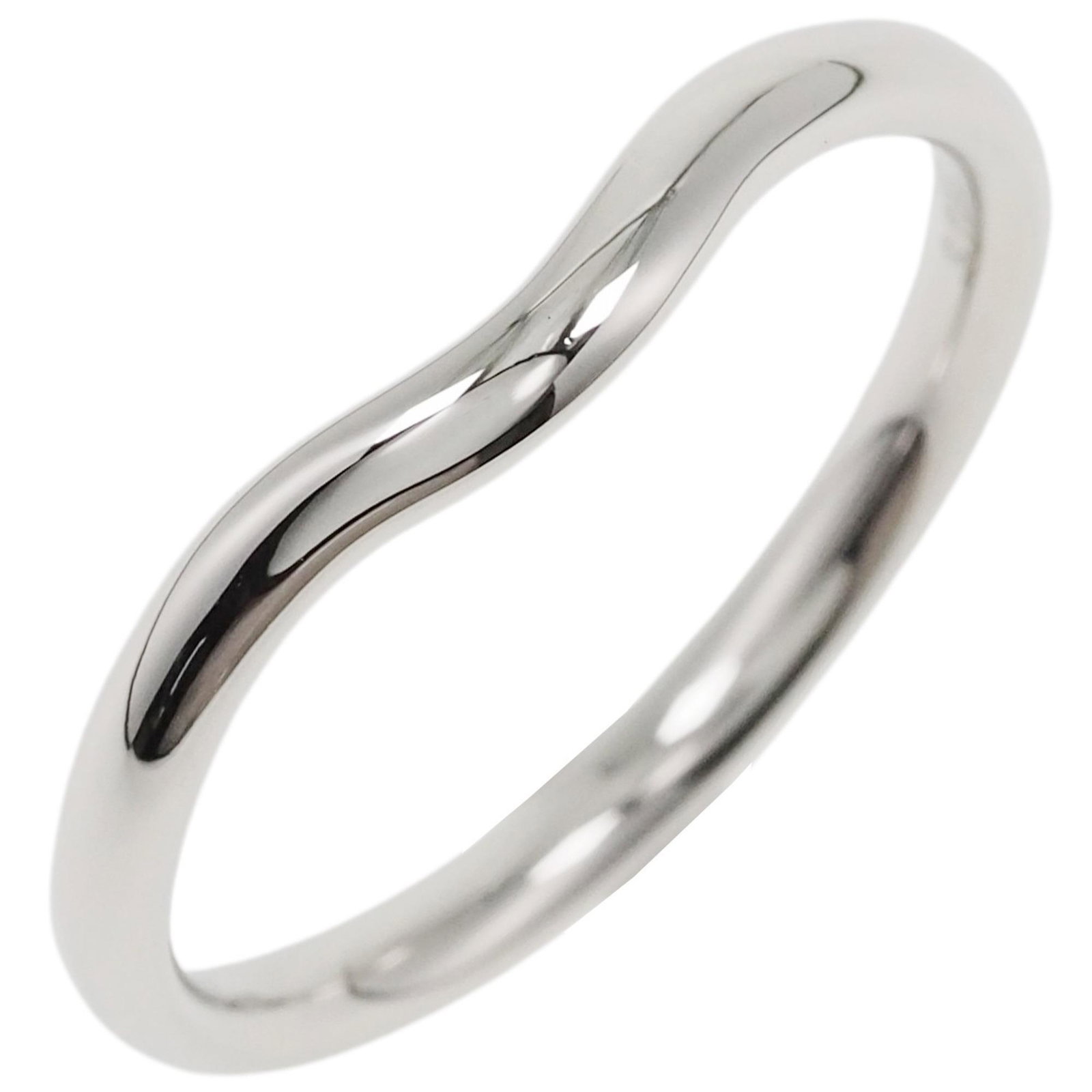 Tiffany Curved Band Elsa Peretti Pt950 Platinum No. 16 Men's Ring: Tiffany Curved Band Elsa Peretti Pt950 Platinum No. 16 Men's Ring Brand: Tiffany Type: Band ring Gender: Men Material: Platinum 950 US Size: 8 Width: 2.4mm / 0.09 Inner Diameter: 18.10mm / 0.71 Weight