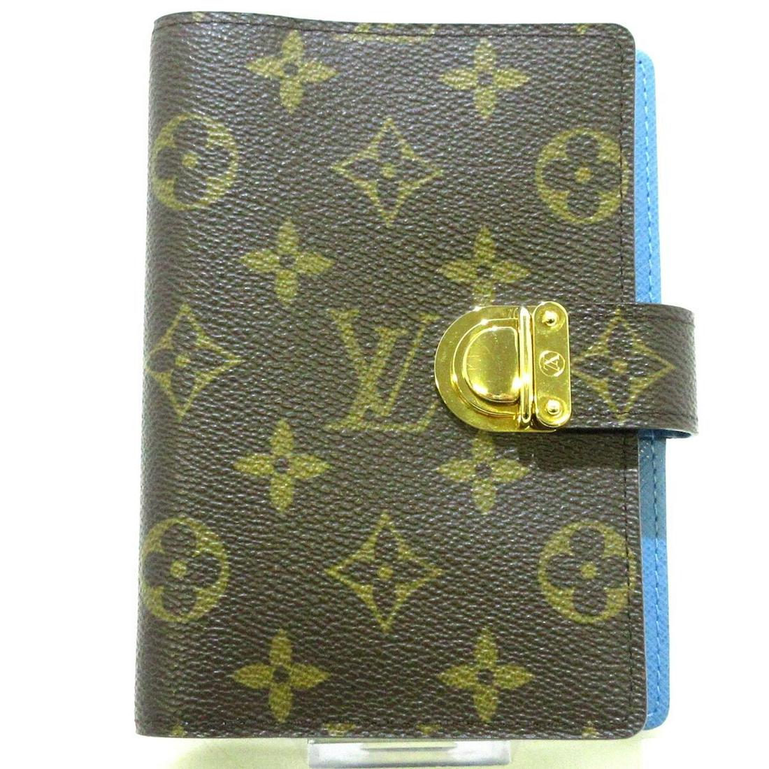 LOUIS VUITTON Agenda PM Koala R21014 Inside : Turquoise Blue Monogram: LOUIS VUITTON Agenda PM Koala R21014 Inside : Turquoise Blue Monogram Brand: LOUIS VUITTON Style: Agenda Color: Inside : Turquoise Blue Material: Monogram Canvas Model Number: R21014 Product Name: Age