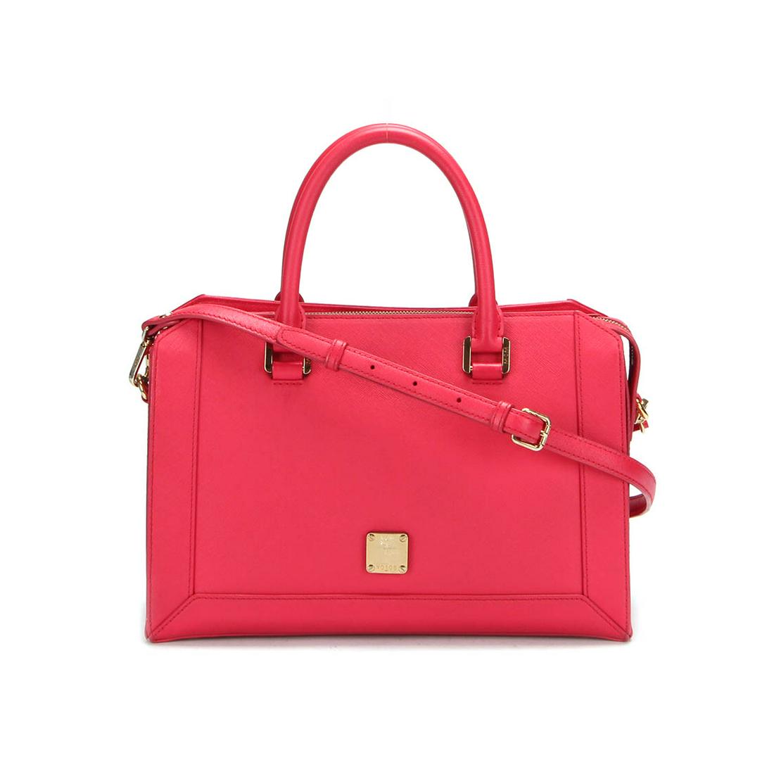 Nuovo Leather Shoulder Bag: This MCM Nuovo Leather Shoulder Bag Shoulder features a Red Calfskin body in size 21.5-31-10.5-55 for Female in A condition. Brand: MCM Model: Nuovo Leather Shoulder Bag Origin: Korea Category: Bag Co