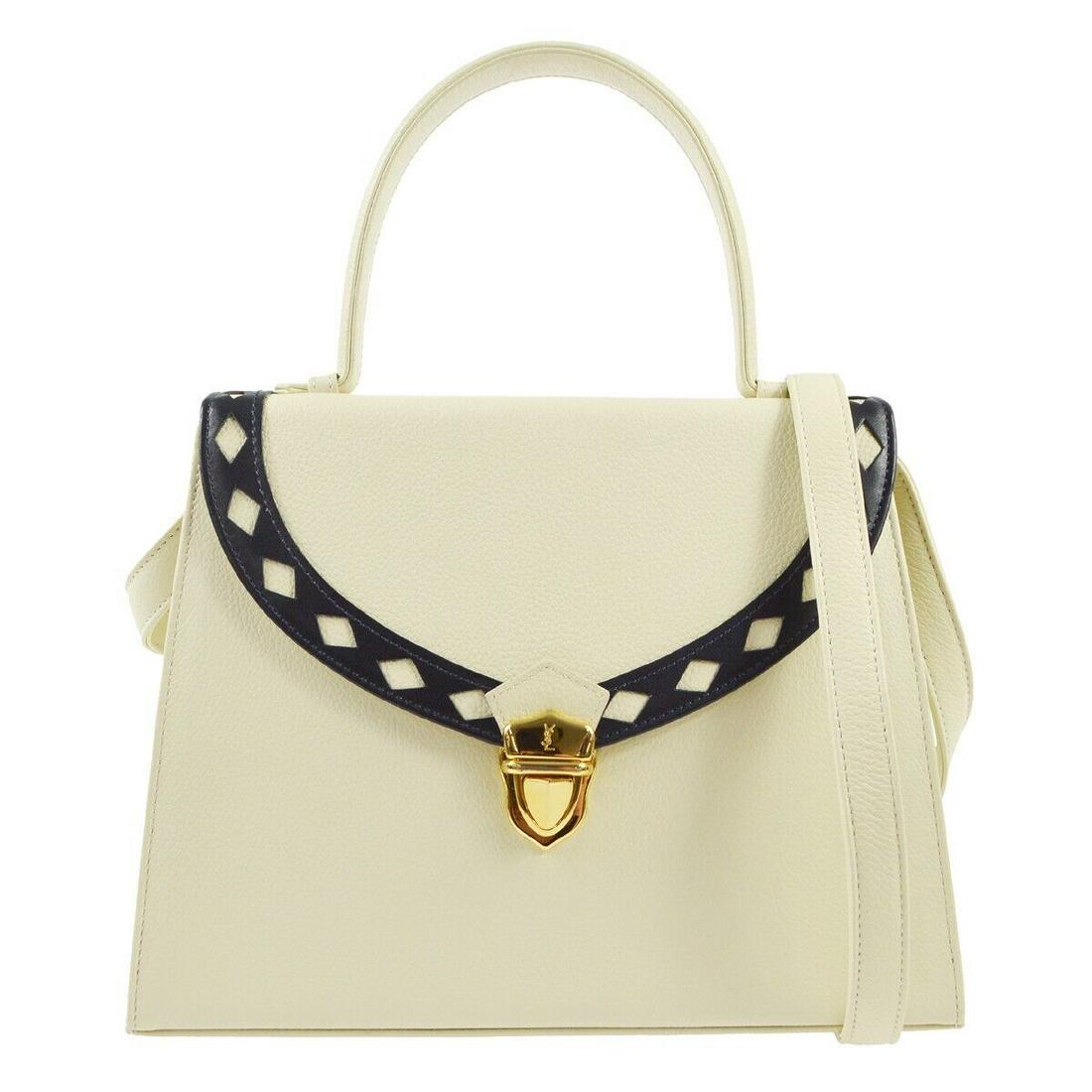 YVES SAINT LAURENT 2way Handbag White Leather: YVES SAINT LAURENT 2way Handbag White Leather Bag Width: 10 in Bag Height: 8 in Occasion: Casual Size: Medium Handle Style: Top Handle Bag Depth: 3 in Exterior Material: Leather Accents: Logo Exterior