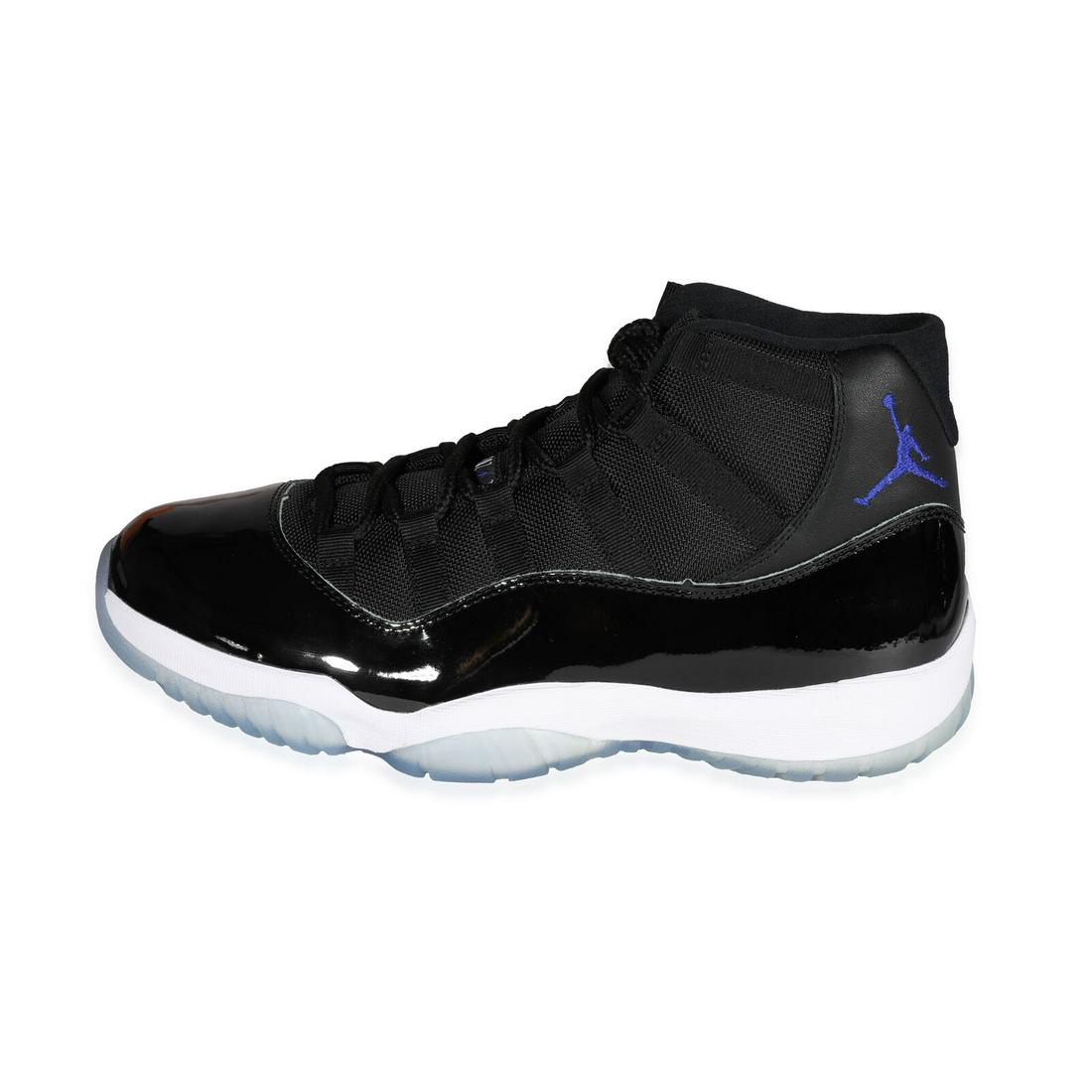 Air Jordan - Air Jordan 11 Retro 'Space Jam' 2016 (10.5 US): Air Jordan - Air Jordan 11 Retro 'Space Jam' 2016 (10.5 US) With Original Box/Packaging: Yes With Papers: No Handbag Accessories: Other Material: Patent Leather Color: Black;Blue;White Technology: Zoo