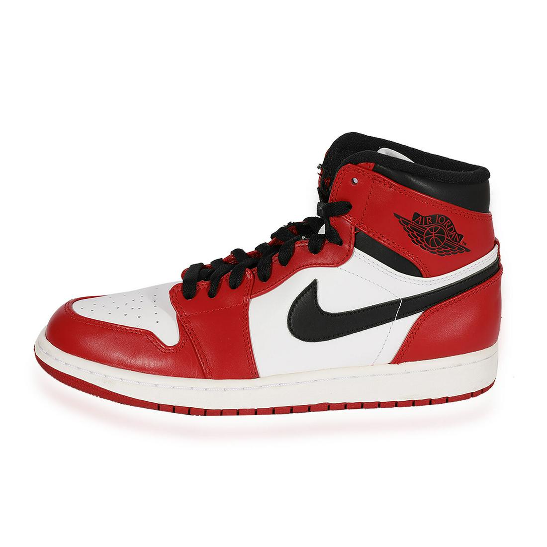 Jordan 1 Retro Chicago (2013): Jordan 1 Retro Chicago (2013) Original Box?: Yes Original Papers?: No Handbag Accessories: Other Material: Leather Color: Black;Red;White Year Manufactured: 2012 Type: Sneaker Technology: Air Customiz